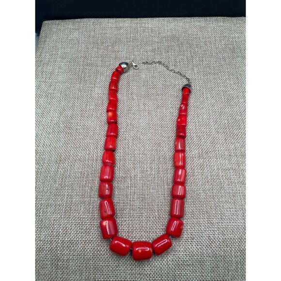 Vintage Red Bamboo Coral Style Chunky Beaded Necklace Red Chunky - Picture 5 of 9